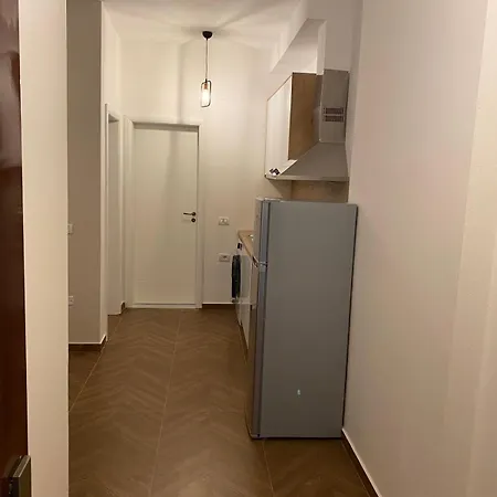 Aj Apartment *