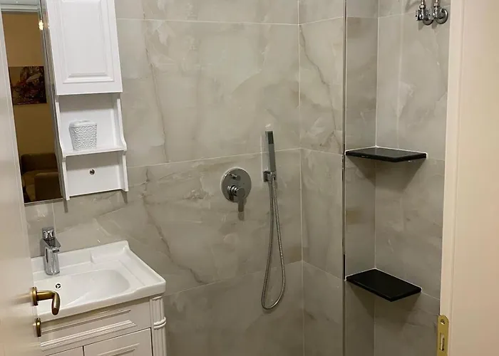 Aj Apartamento Orikum